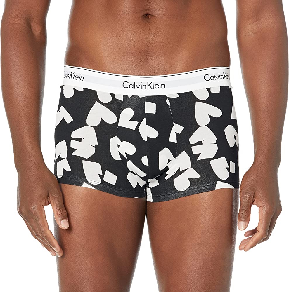 Amazon.com: Calvin Klein Men's Modern Cotton Stretch V-Day Trunk, Folded Hearts Black, Extra Large : Clothing, Shoes & Jewelry