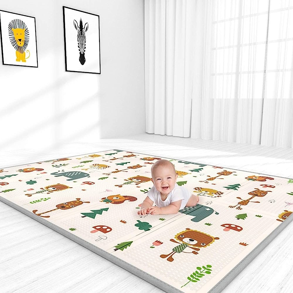 Amazon.com : YOOVEE Foldable Baby Play Mat for Crawling, Extra Large Play Mat for Baby, Waterproof Non Toxic Anti-Slip Reversible Foam Playmat for Baby Toddlers Kids (Lion) : Baby