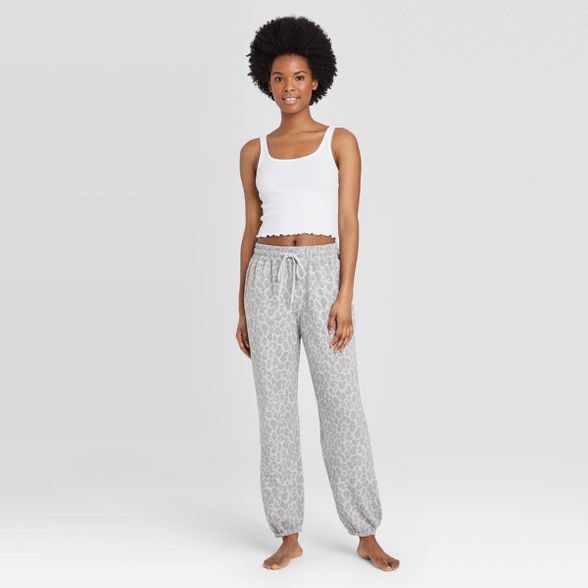 居家休闲裤Women's Leopard Print Jogger Pants - Colsie™ Gray : Target