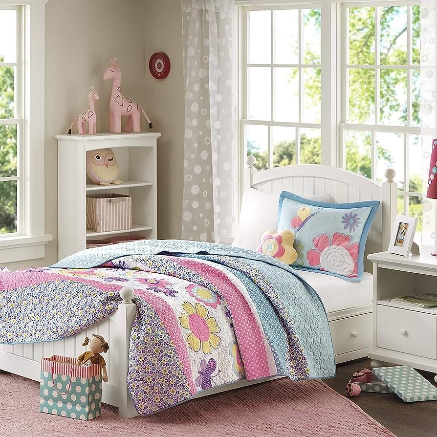 Amazon.com: Mi Zone Kids Crazy Daisy Bedding For Girls Quilt Set - Sky Blue, Pink , Flowers, Butterfly – Kids Girls Quilts – Ultra Soft Microfiber Quilt Sets Coverlet, Full/Queen 4Piece : Home & Kitch