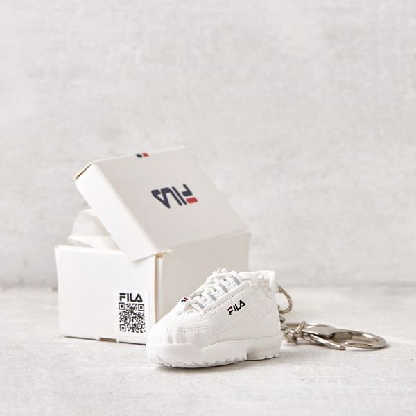 $4.99 FILA UO Exclusive 老爹鞋钥匙链 | Urban Outfitters