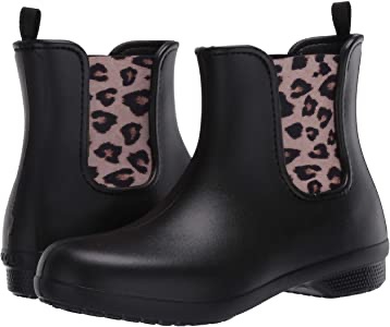 Amazon.com: Crocs Women's Freesail Chelsea Ankle Rain Boots Water Shoes, Leopard/Black, 5 M US: Shoes雨靴