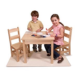 Melissa & Doug Solid Wood Table and 2 Chairs Set - Light Finish Furniture for Playroom: Melissa & Doug: Toys & Games桌子椅子套装