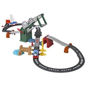 $17.99 托马斯火车套装 Amazon.com: Thomas & Friends Trackmaster, Bridge Lift Thomas & Skiff Train Set with Motorized Engine and Toy Boat for Preschool Kids Ages 3 Years and up: Toys & Games