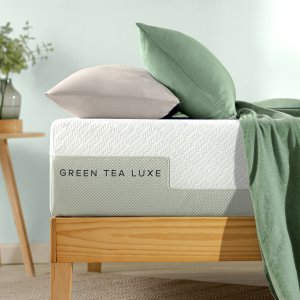 Zinus 12" Green Tea Luxe Queen Memory Foam Mattress