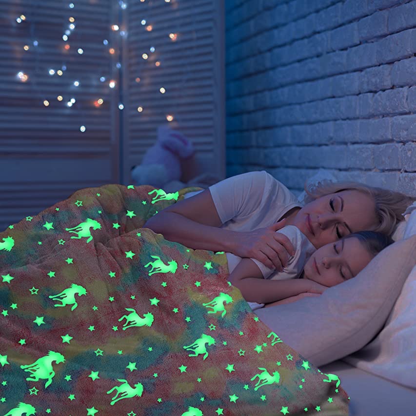 Amazon.com: FORESTAR Glow in The Dark Blanket, Christmas Birthday Gifts for Kids, Premium Super Soft Warm Cozy Furry Throw Blanket, Unique Gifts for Boys Girls Grandkids Teens, 50"×60" Christmas,