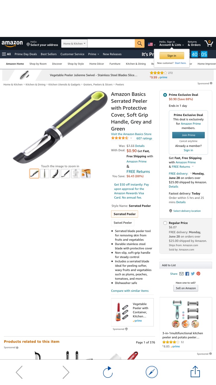 Amazon.com: Amazon Basics Serrated Peeler with Protective Cover, Soft Grip Handle, Grey and Green: Kitchen & Dining削皮刀