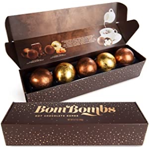 Amazon.com : Bombombs Hot Chocolate Bombs, Includes Fudge Brownie and Caramel Candy Cocoa Bombs Filled with Marshmallows, Pack of 5 : Grocery & Gourmet Food巧克力炸弹