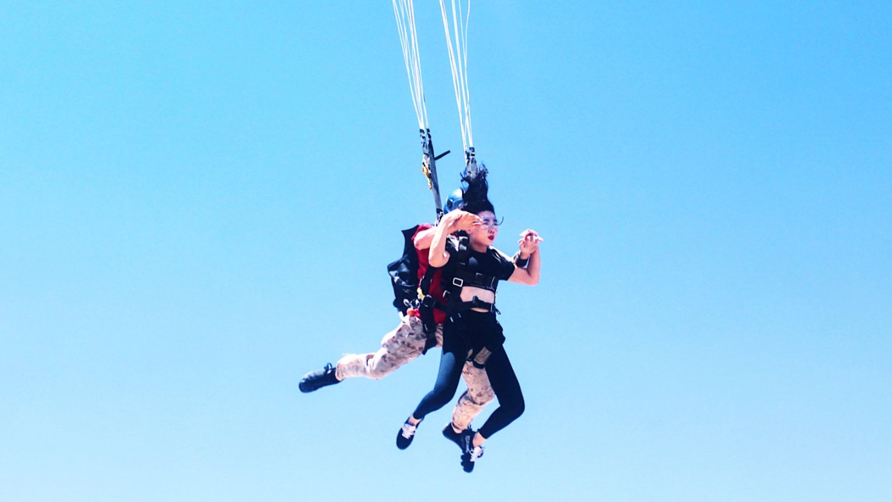 Skydiving功课｜给自己一次超刺激超难忘的高空跳伞回忆体验吧🪂