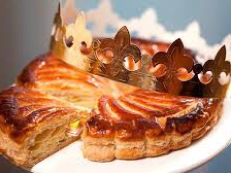 法国三王朝圣节来啦，你吃国王饼了吗