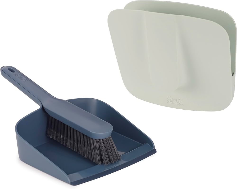 Amazon.com: Joseph Joseph CleanStore Wall-Mounted Indoor Dustpan & Brush Set with Dust-Shield Compact Storage, Sweeping Floor Brush with Rubber Pan Edge and Soft Bristles : Health & Household 小扫把
