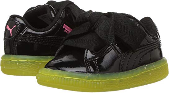 PUMA Unisex Basket Heart Iced Glitter Block Kids Sneaker, Black-Sulphur Spring, 2 M US Little 鞋子