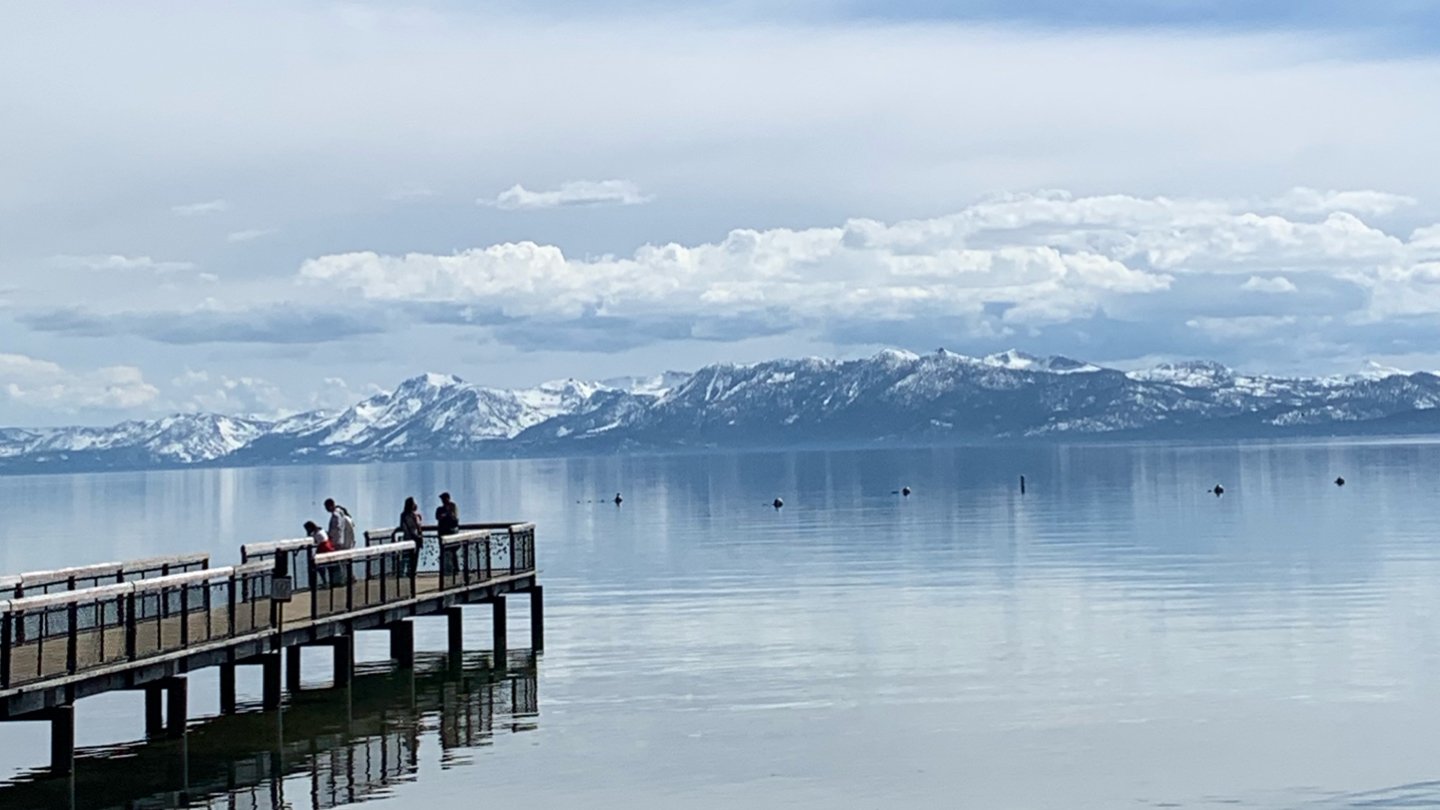 有一种蓝叫Lake Tahoe蓝