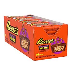 REESE'S BIG CUPS with Pretzels Milk Chocolate Peanut Butter Cups Candy, Bulk, 1.3 oz Pack (16 Count)