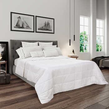 Hotel Grand White Down Comforter | Costco