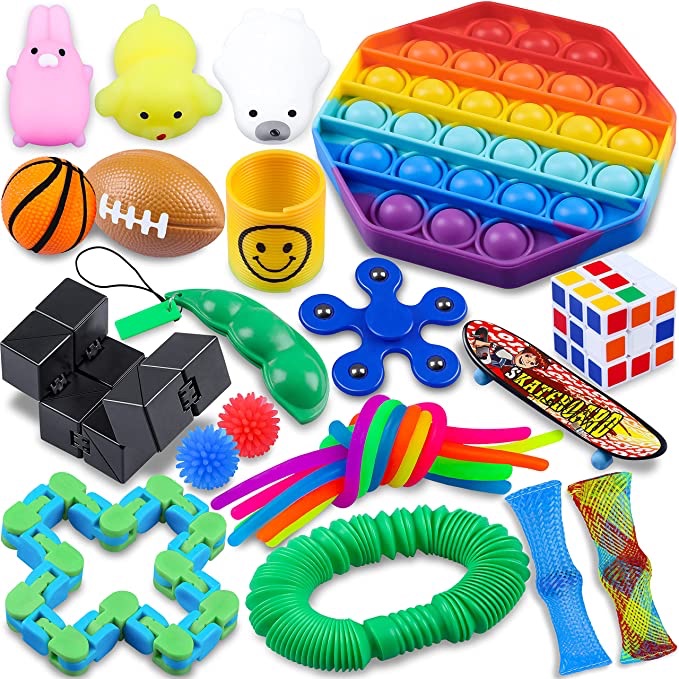 Amazon.com：24 件装感官玩具套装、Fidget 包、儿童多动症玩具、减轻儿童成人压力和焦虑的玩具、生日派对礼物：玩具和游戏