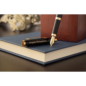 $9.2 凌美钢笔 Amazon.com : Lamy Safari Shiny Black Fountain Pen - Fine Nib L19-BK-F : Office Products