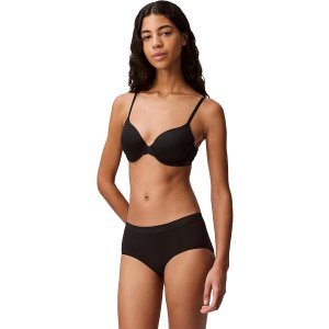 $28.6 Calvin Klein Perfectly Fit Lightly Lined T-Shirt Bra with Memory Touch, Bare, 34C at Amazon Women’s Clothing store