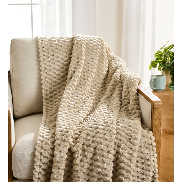 Better Homes & Gardens Textured Velvet Plush Soft Throw Blanket, Papyrus Beige - Walmart.com