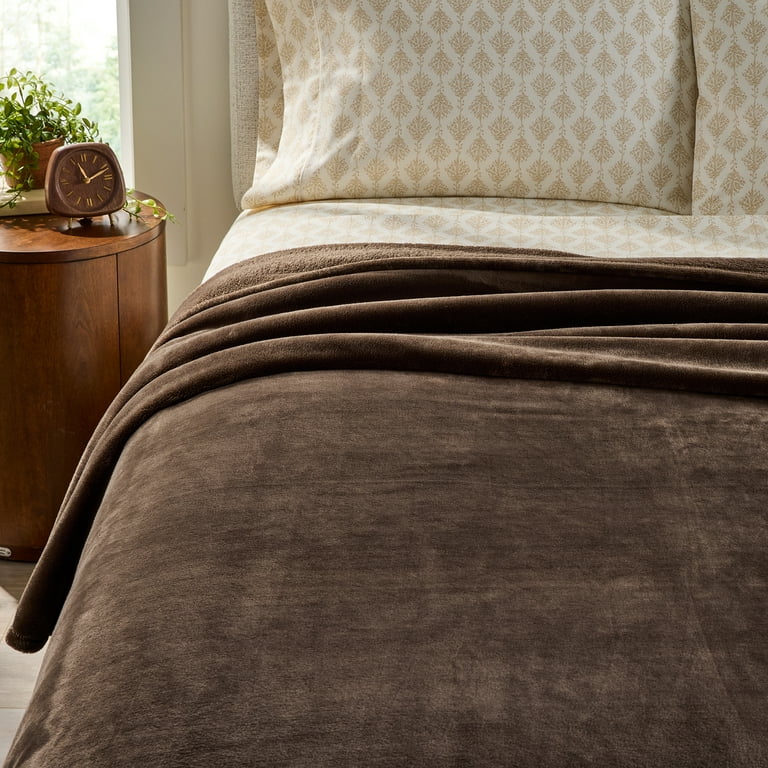 Better Homes & Gardens Velvet Plush Soft Bed Blanket, Full/Queen Size, Brown Basket - Walmart.com