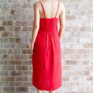 红裙子