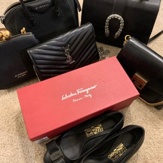 鞋子跟包包包包包一个色😂黑色控🖤🖤🖤...