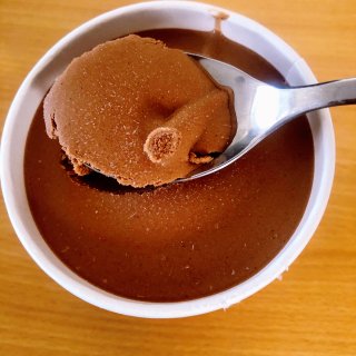 Waitrose比利时巧克力味冻酸奶一份...