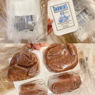 Darwin’s,比较出名的生骨肉品牌,赠送的餐盒,来的时候都冻着的,没有化的迹象,一包是固定的半磅,需要自己调整喂的量,首单10磅14刀