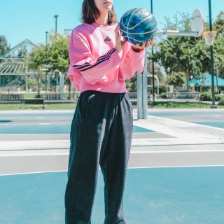 Adidas | 跟我一起打篮球吧⛹️‍...