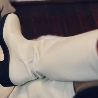 Zara Leather｜ 厚底小白靴👢...