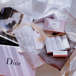 唯美系包装 ♥️ Dior官网完胜...