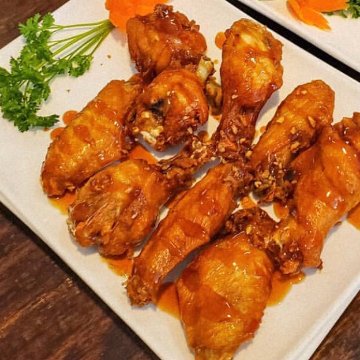 Thai Food Theory - 波士顿 - Brockton - 推荐菜：BBQ chicken wings