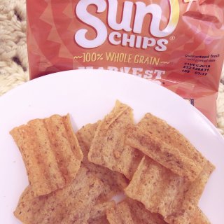 推荐一款好吃的薯片Sun chips...