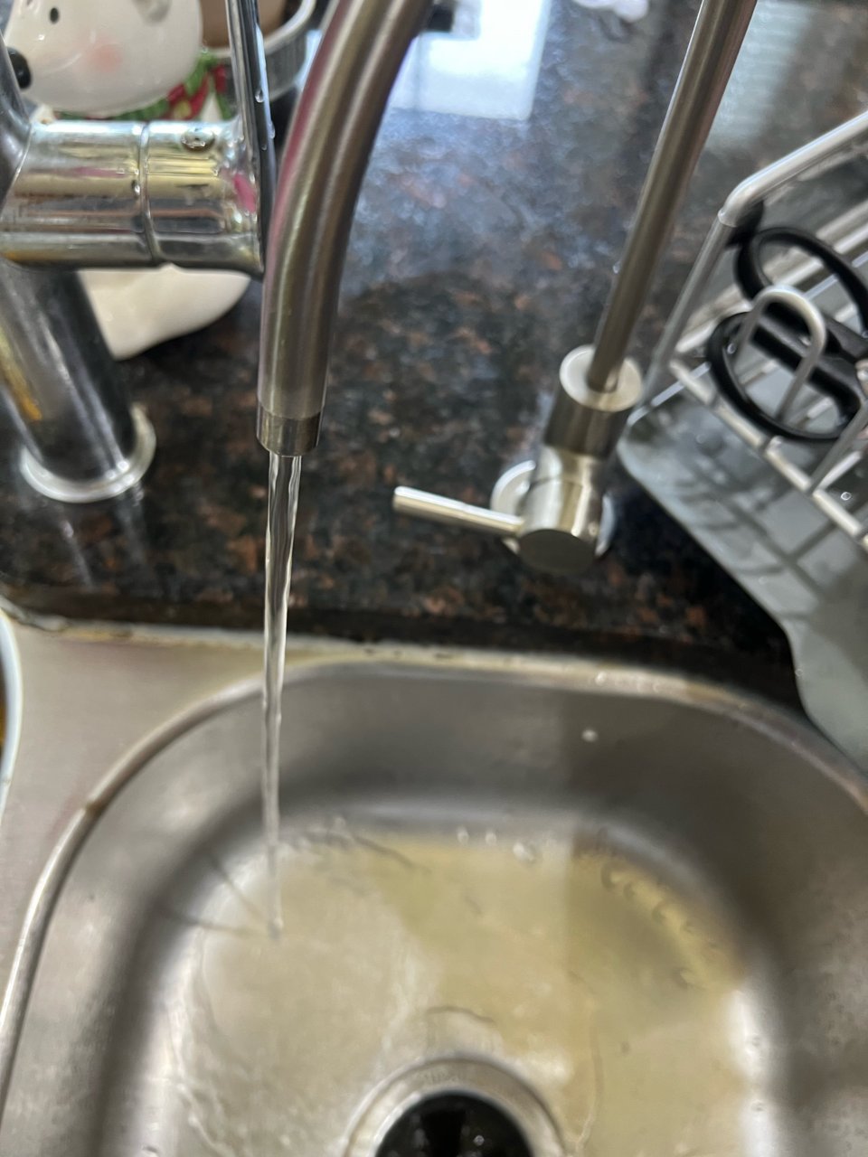 厨房滤水器水流小？轻松解决水压不够问题！...
