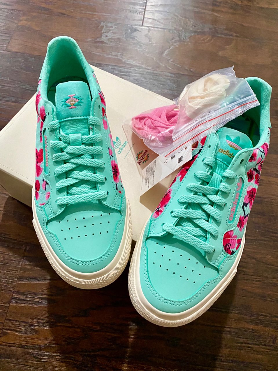 adidas 阿迪达斯,Arizona