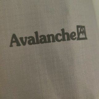 Avalanche防雨风衣...