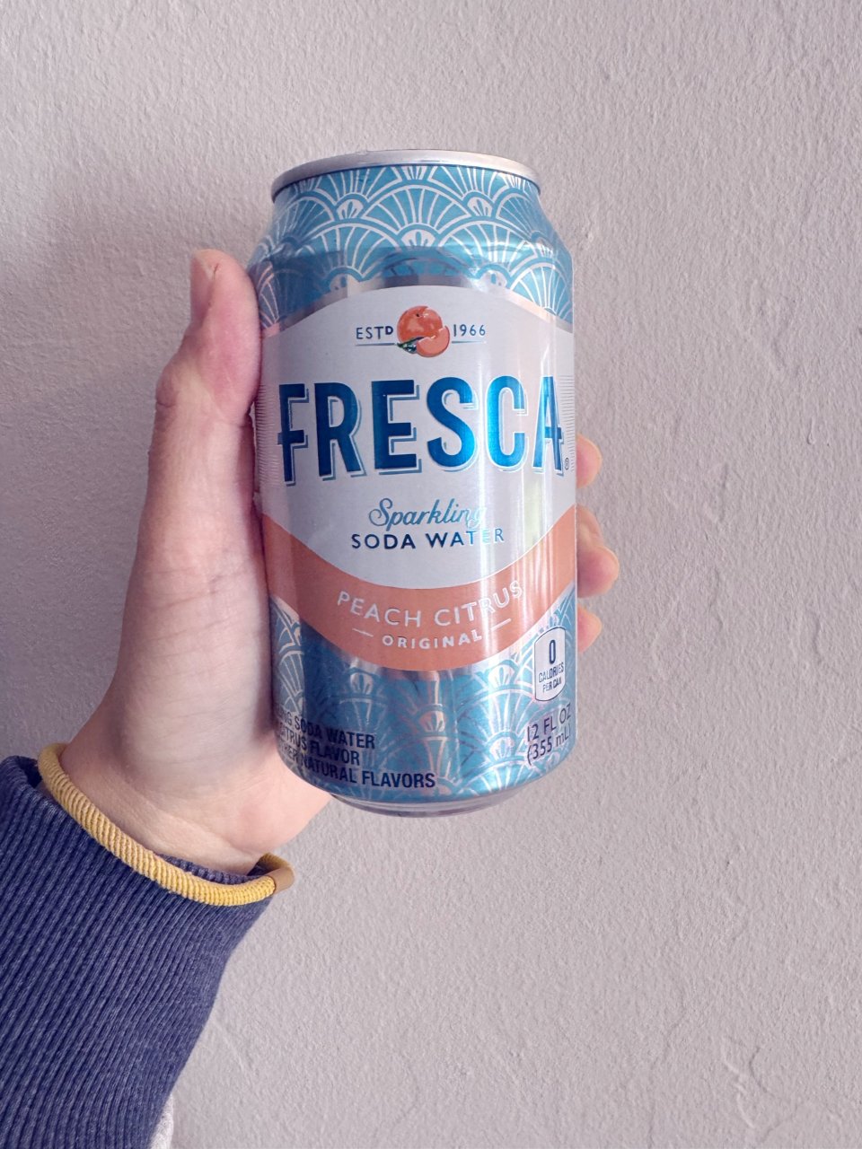 春天就要喝Fresca的0糖桃子气泡水！...