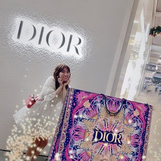 Dior AR拍照小程序📷来扫码一起玩吧...