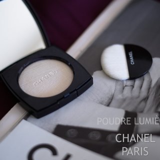Chanel高光white opal...
