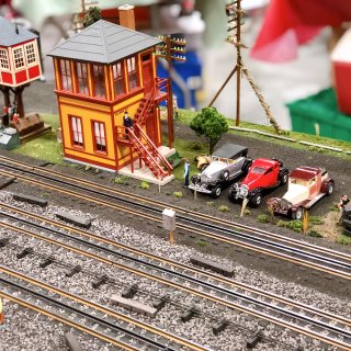 格林伯格“火车与玩具展”...