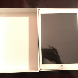 黑五剁手战利品iPad 7th 2019...