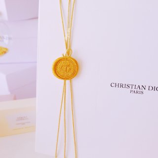 Dior 官网包装 最近回不去了……👋...