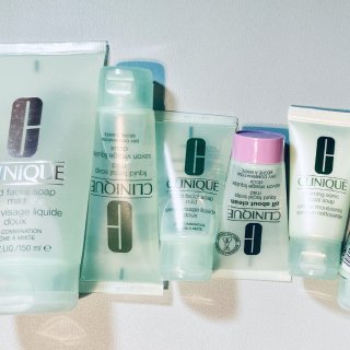 Clinique 倩碧