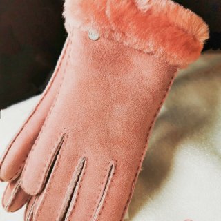 UGG带来的冬日温暖，我心爱的小羊皮手套...