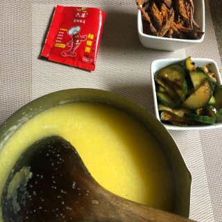 每天都要健身～今天晚饭吃的清淡些...