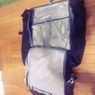 One Bag Travel 出门旅游只...
