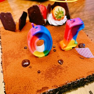 巧克力慕斯蛋糕😋和生日🪜DIY👏👏...