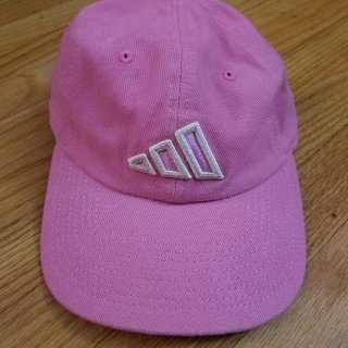 adidas 粉色帽帽