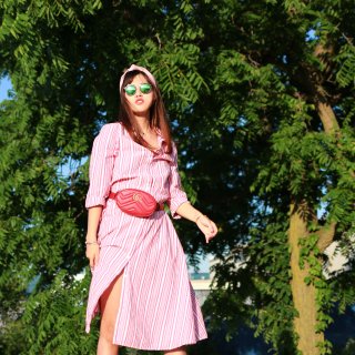 夏日条纹裙| 穿出时髦度的衬衫裙...