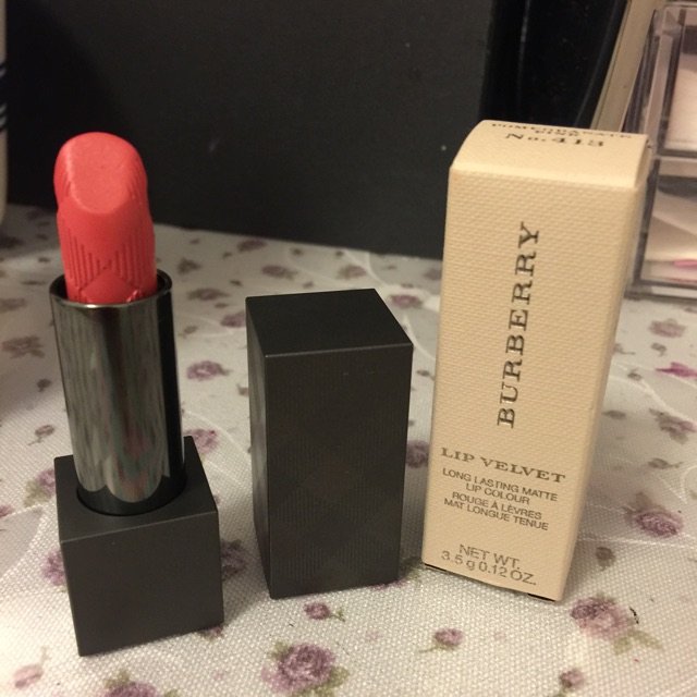 Burberry 巴宝莉